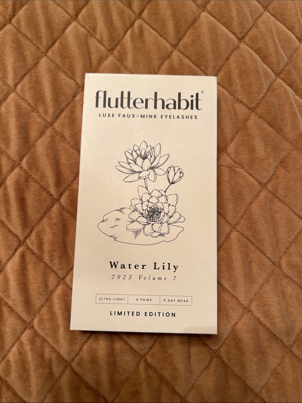 Flutterhabit Waterlilly